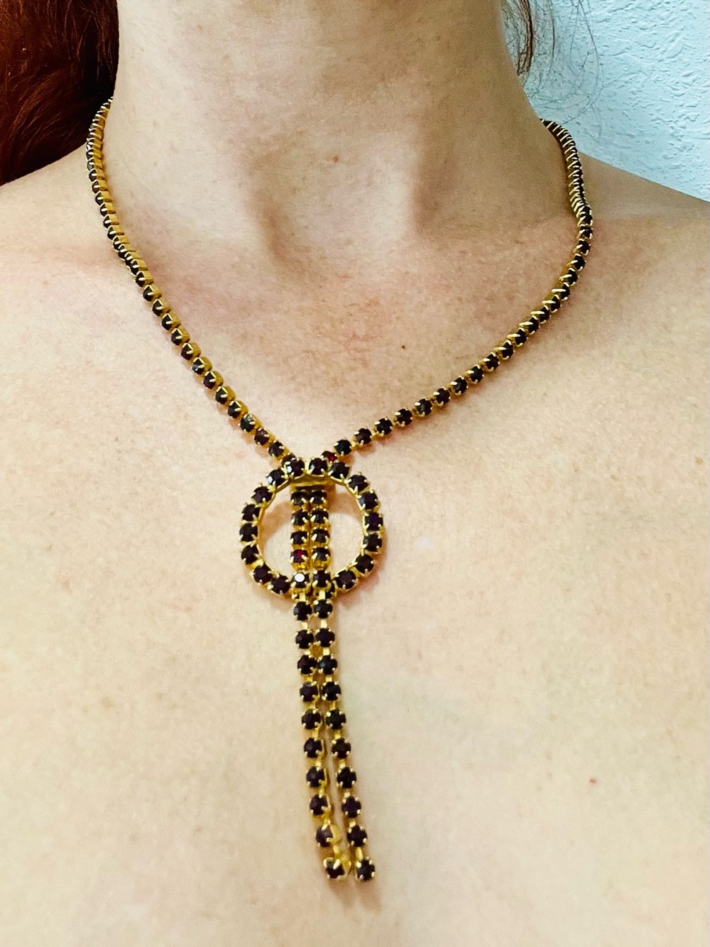Vintage Burgundy Rhinestone Y Necklace Gold Tone Garnet Look Lariat